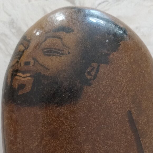 Orginal Hand Painted River Rock Indigenous Work of Stone Art Buffalo & Male Face - Picture 2 of 6